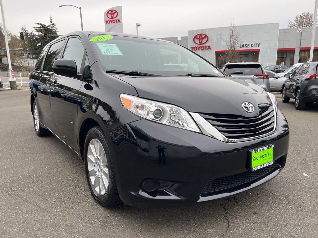 2015 Toyota Sienna LE 7 Passenger-AWD