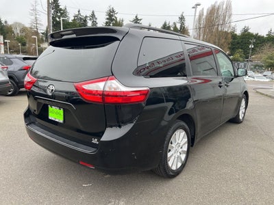 2015 Toyota Sienna LE 7 Passenger-AWD