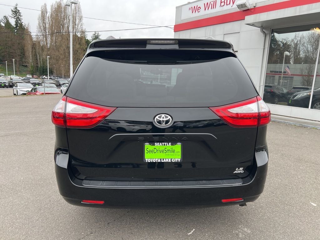 2015 Toyota Sienna LE 7 Passenger-AWD