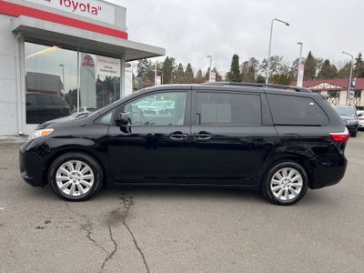 2015 Toyota Sienna LE 7 Passenger-AWD