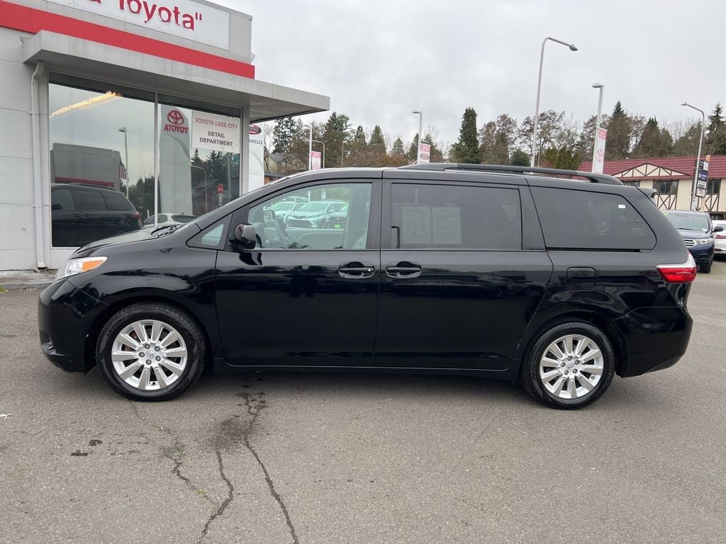 2015 Toyota Sienna LE 7 Passenger-AWD