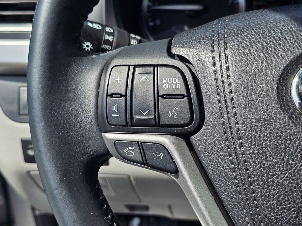 2016 Toyota Highlander XLE V6