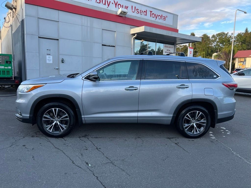 2016 Toyota Highlander XLE V6