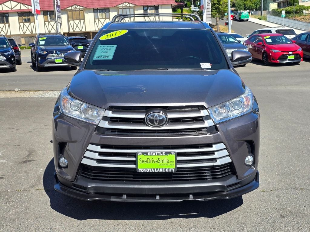2017 Toyota Highlander XLE -AWD THIRD ROW