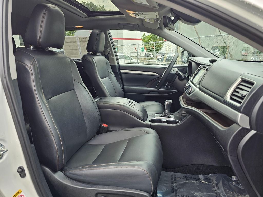 2019 Toyota Highlander XLE -AWD