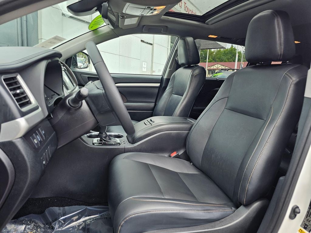 2019 Toyota Highlander XLE -AWD