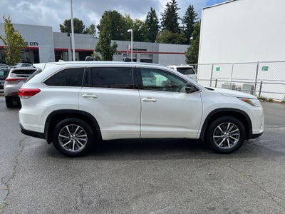 2017 Toyota Highlander XLE -AWD