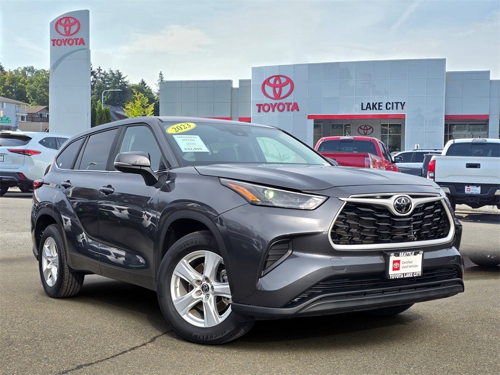 2023 Toyota Highlander L