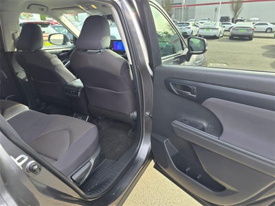 2023 Toyota Highlander L