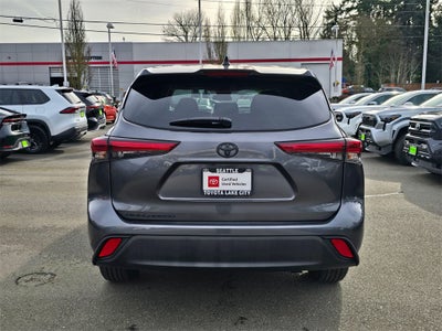 2023 Toyota Highlander L