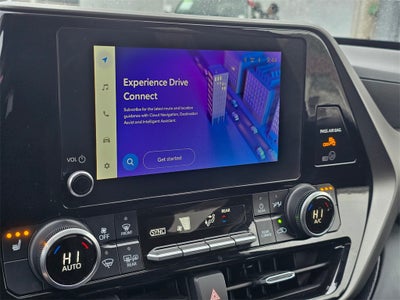 2024 Toyota Highlander LE 8 PSGR/THIRD -ROW SEATING/MOONROOF