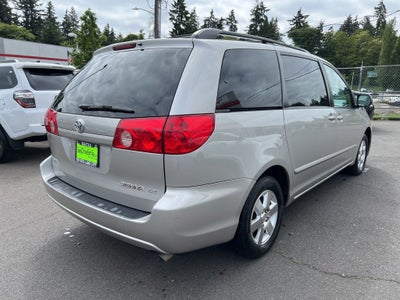 2007 Toyota Sienna LE 7 PASSENGER