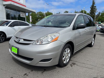 2007 Toyota Sienna LE 7 PASSENGER