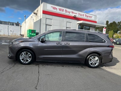 2021 Toyota Sienna Limited 7 Passenger
