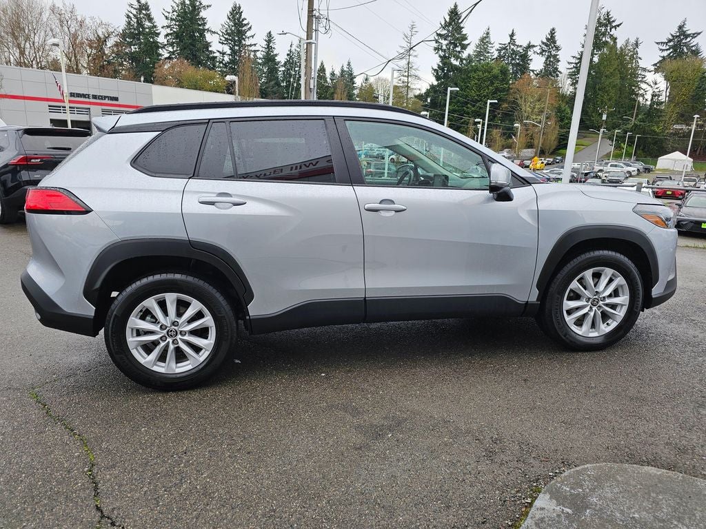 2022 Toyota Corolla Cross LE