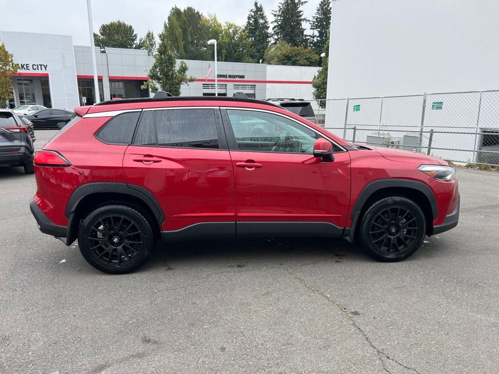2022 Toyota Corolla Cross XLE -AWD