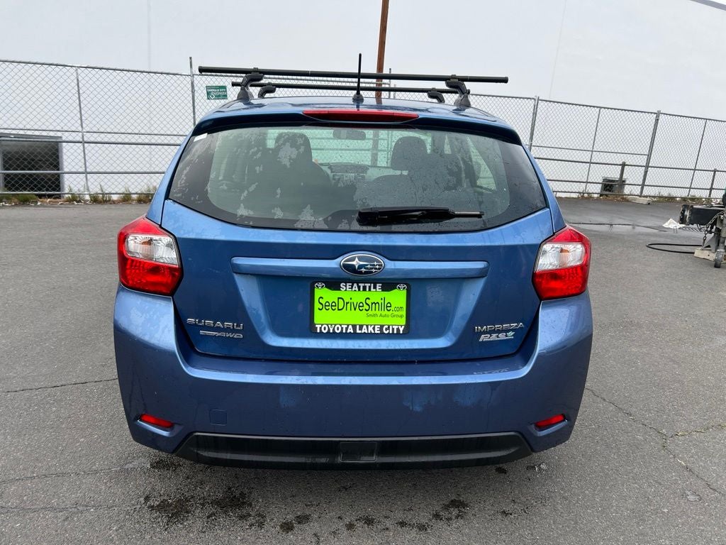 2014 Subaru Impreza 2.0i -5-Speed Manual AWD
