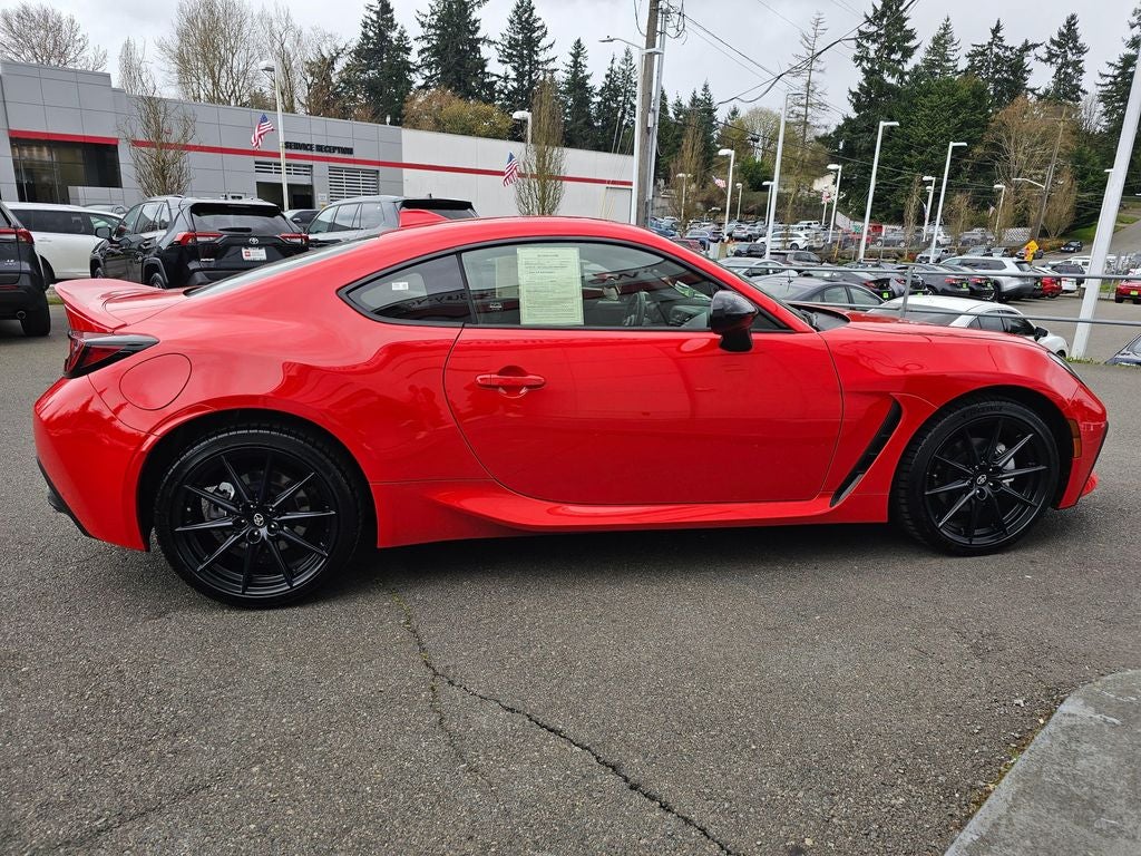 2024 Toyota GR86 Premium