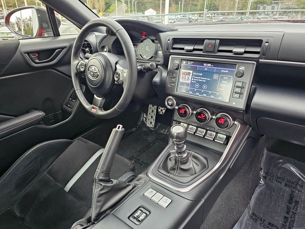 2024 Toyota GR86 Premium