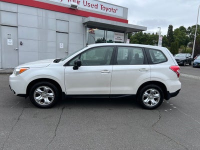 2014 Subaru Forester 2.5i