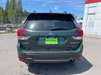 2023 Subaru Forester Premium
