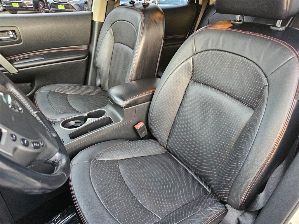 2011 Nissan Rogue SV