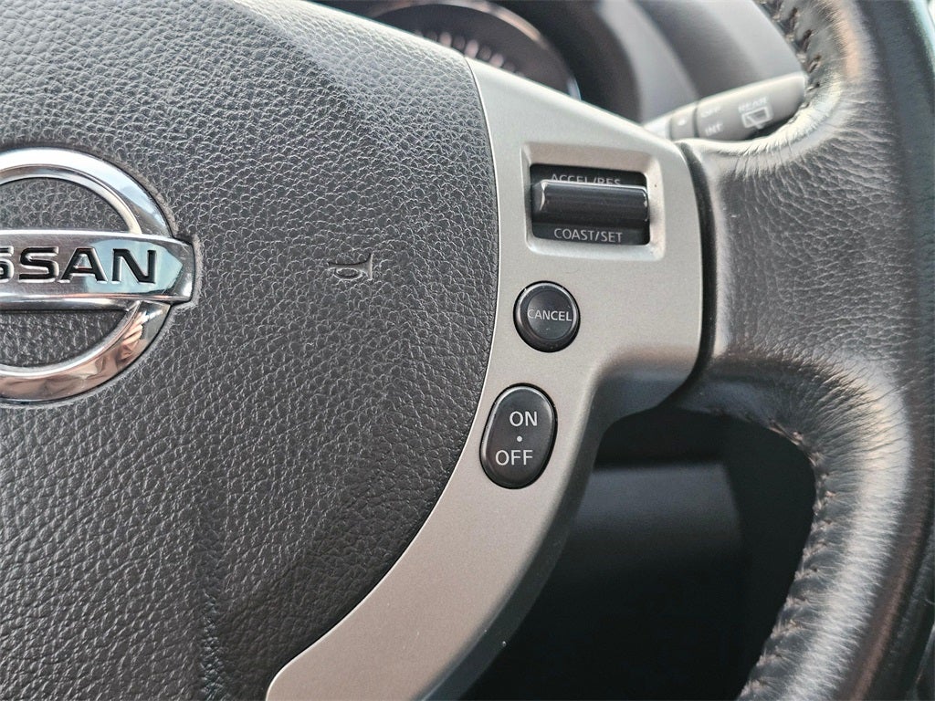 2011 Nissan Rogue SV