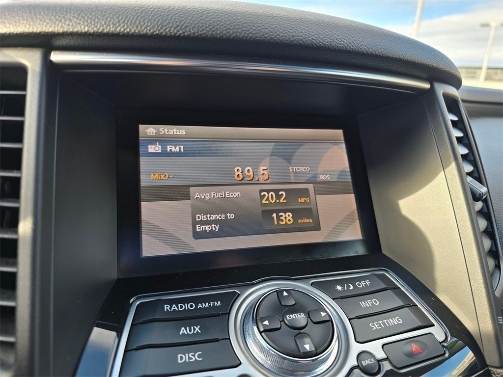 2016 INFINITI QX70 Base