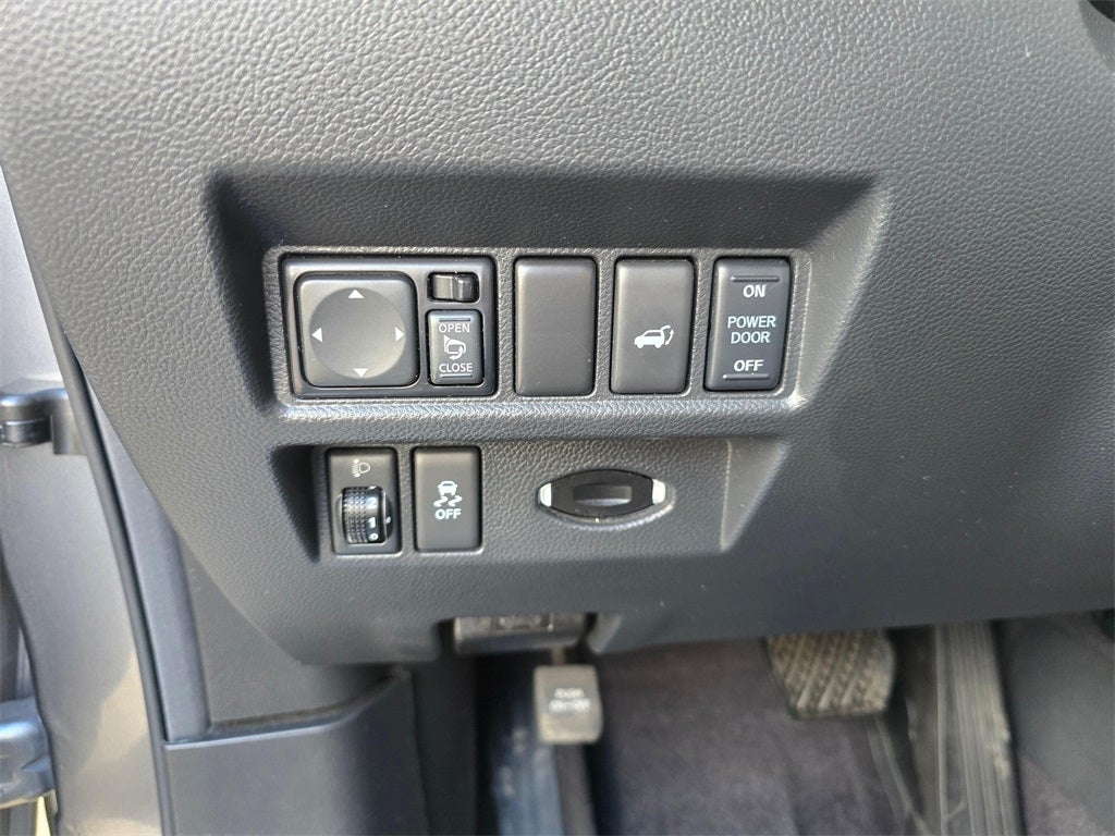 2016 INFINITI QX70 Base