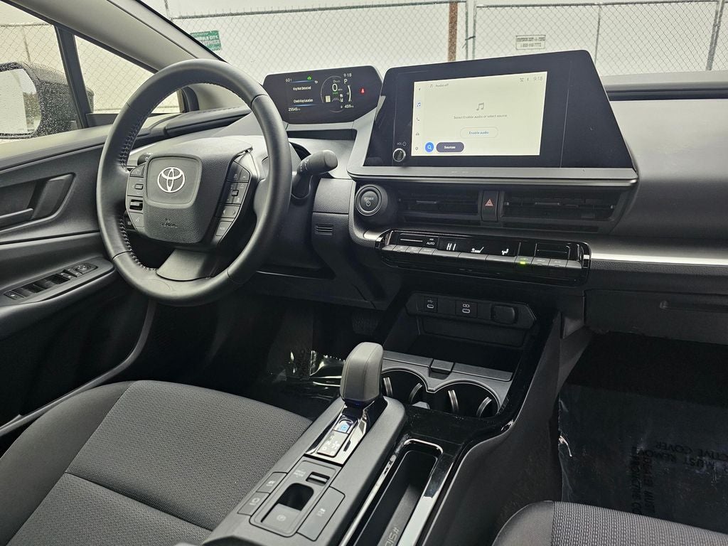 2025 Toyota Prius LE