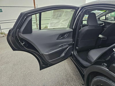 2025 Toyota Prius LE