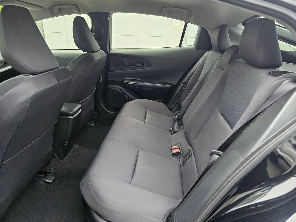 2025 Toyota Prius LE