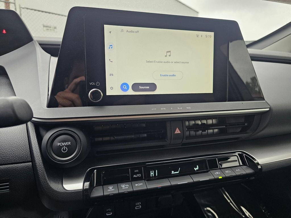 2025 Toyota Prius LE