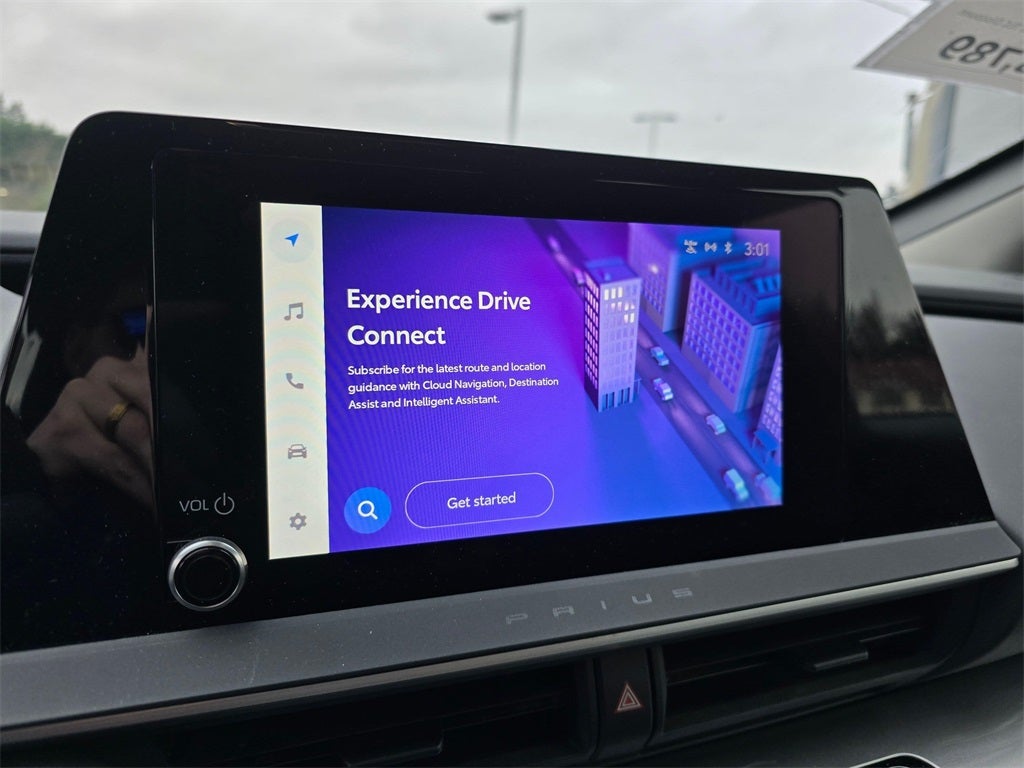 2024 Toyota Prius LE