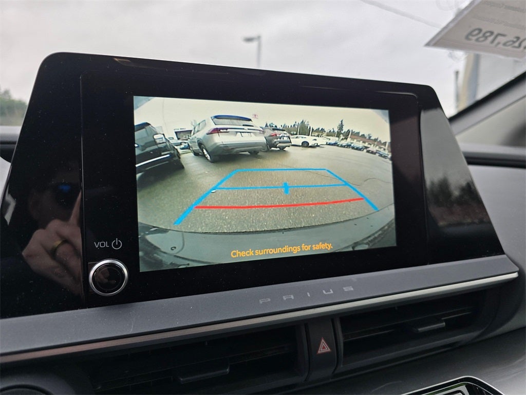 2024 Toyota Prius LE