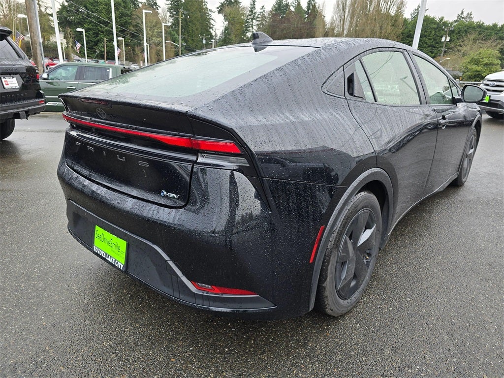 2024 Toyota Prius LE