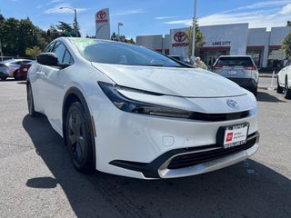 2026 Toyota Prius Plug-In Hybrid SE