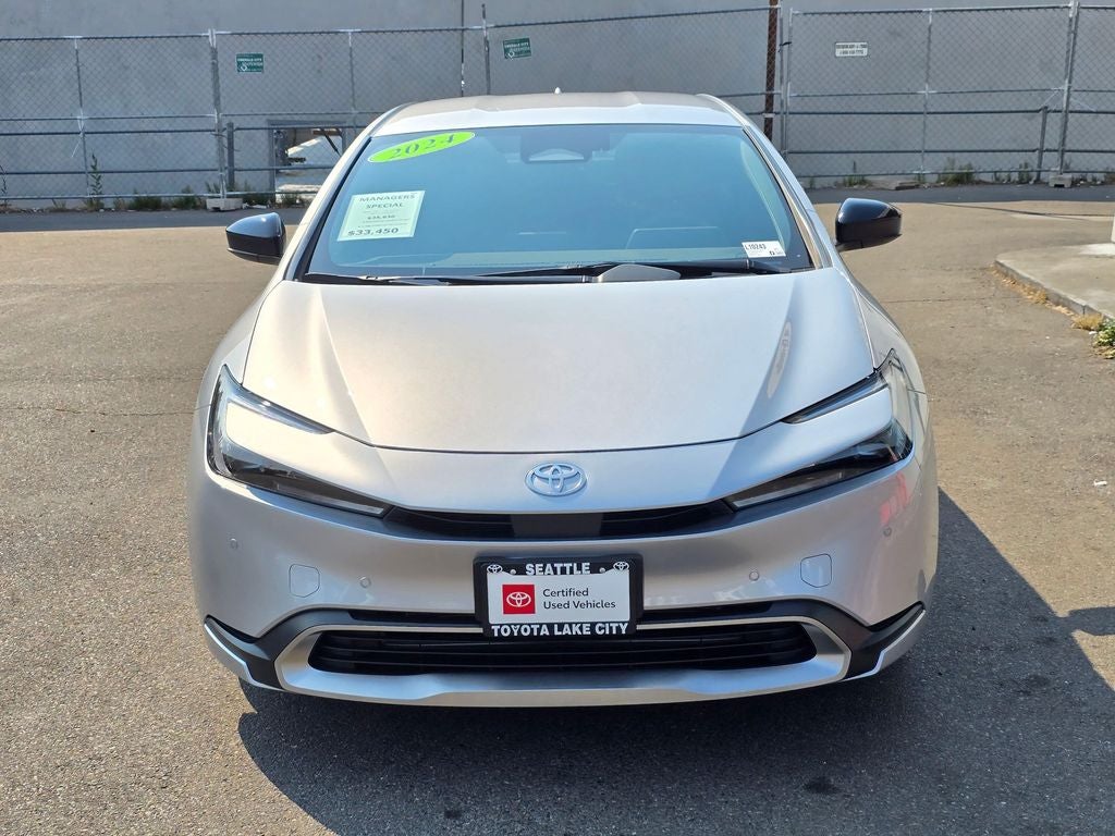 2024 Toyota Prius Prime SE