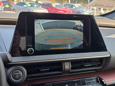 2024 Toyota Prius Prime SE