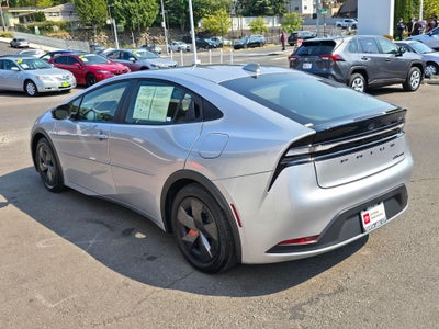 2024 Toyota Prius Prime SE