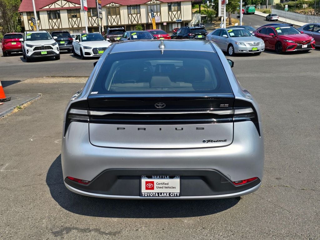 2024 Toyota Prius Prime SE