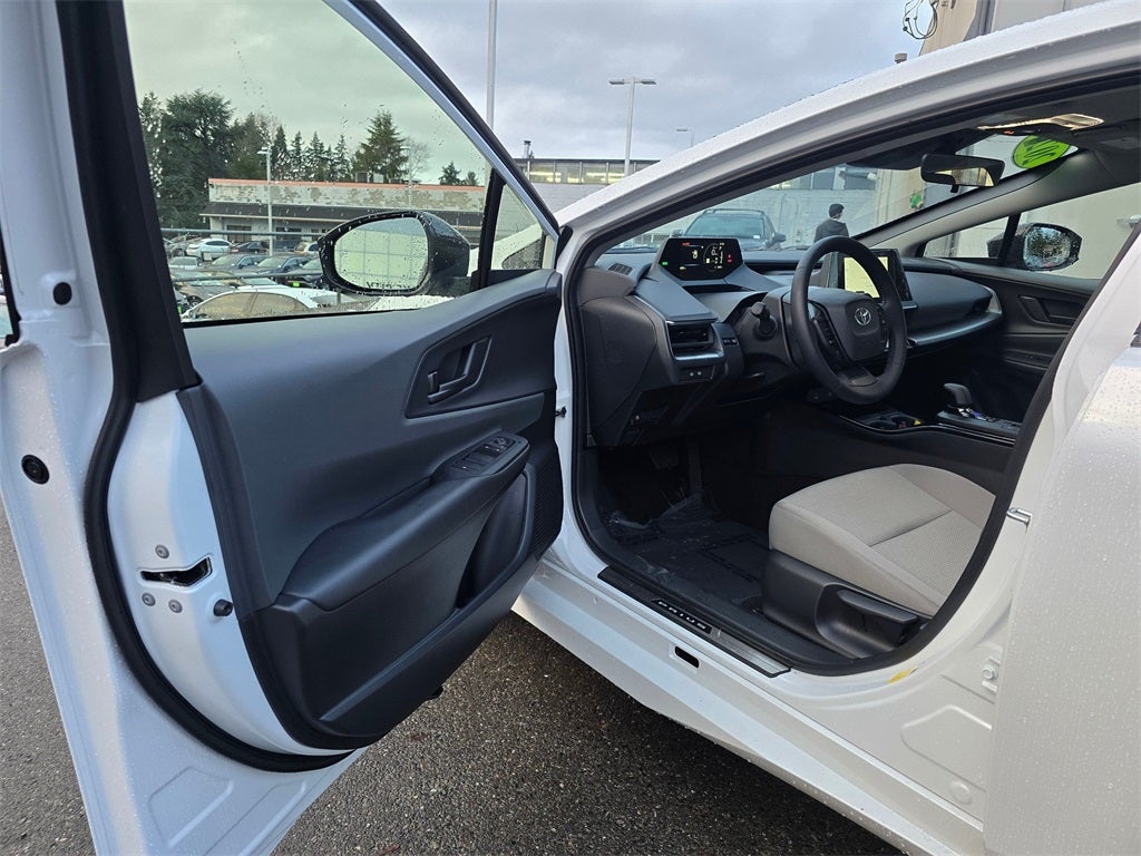 2026 Toyota Prius LE -AWD