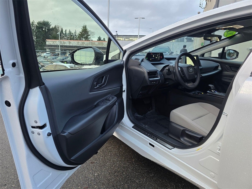 2026 Toyota Prius LE -AWD