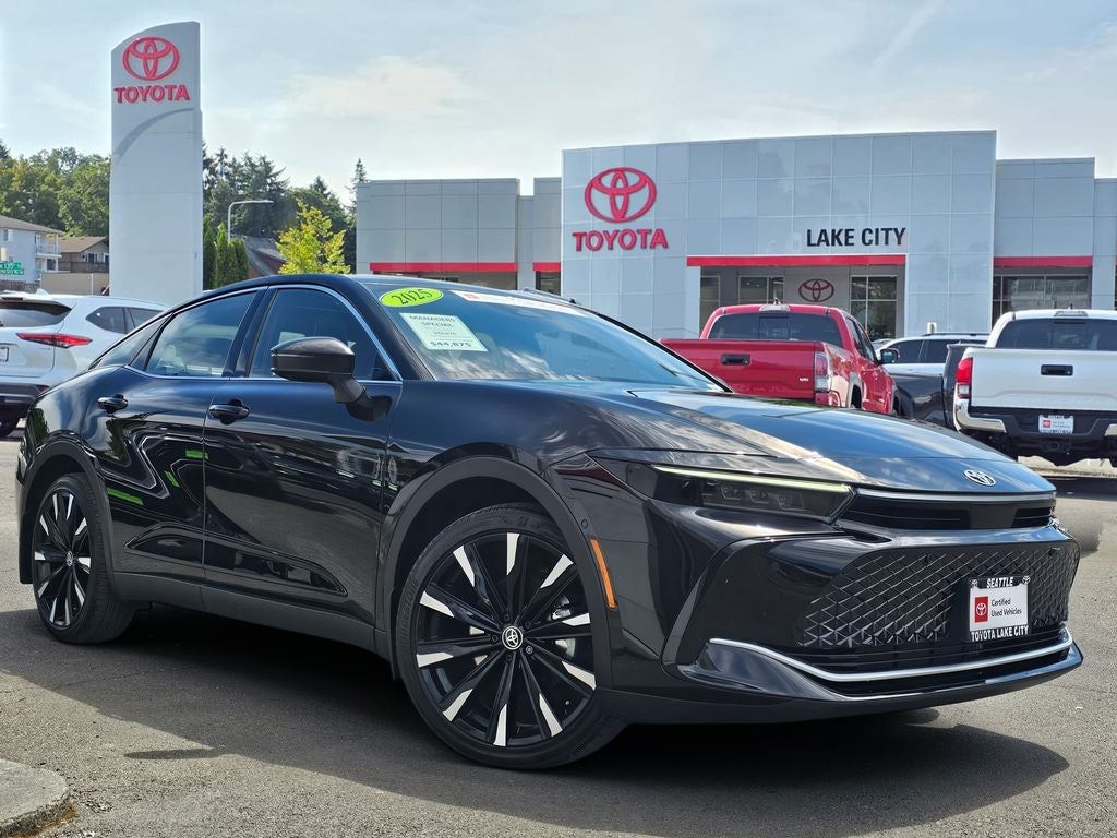 2025 Toyota Crown Platinum Hybrid-AWD