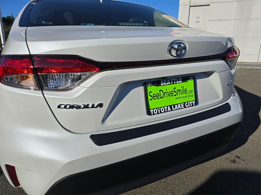 2025 Toyota Corolla LE