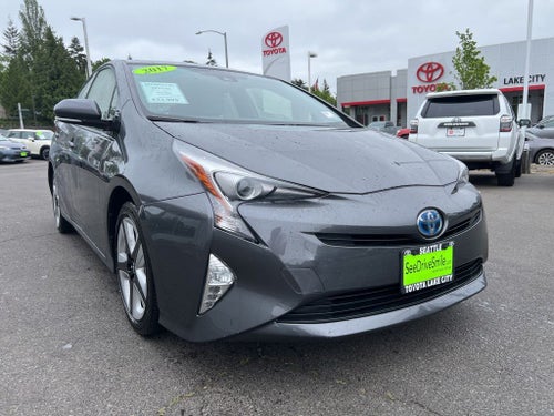 2017 Toyota Prius Three Touring