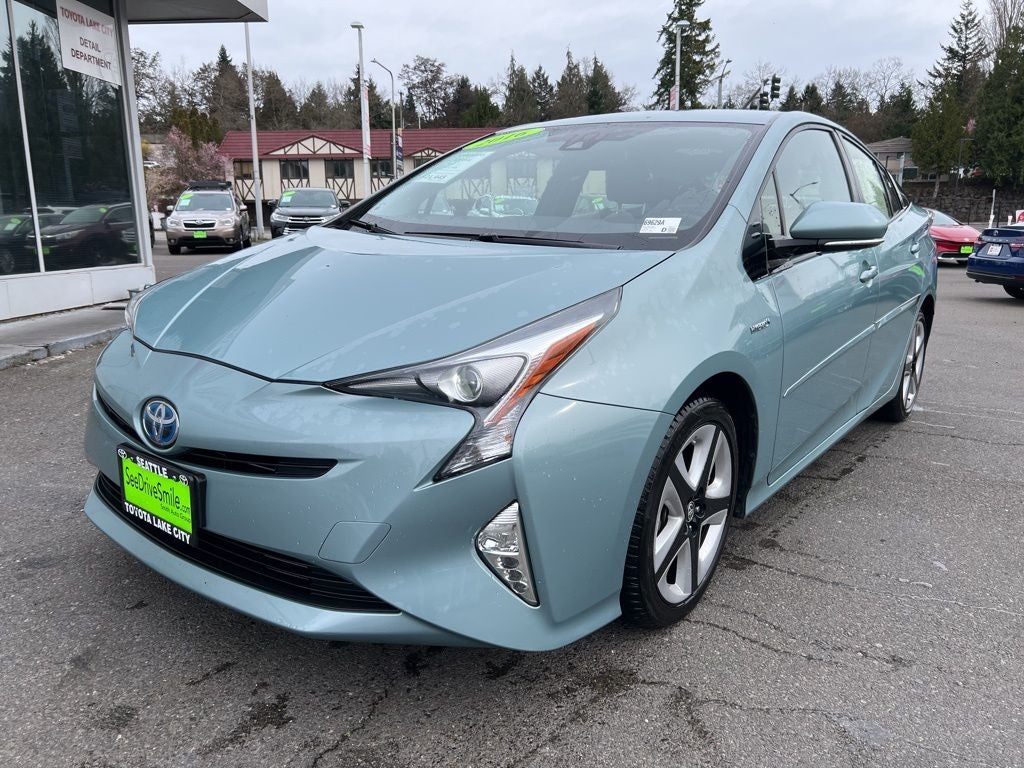 2016 Toyota Prius Four Touring