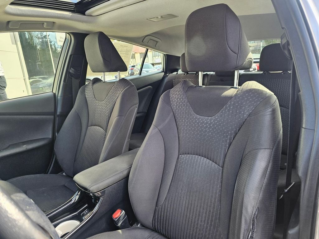 2016 Toyota Prius Three