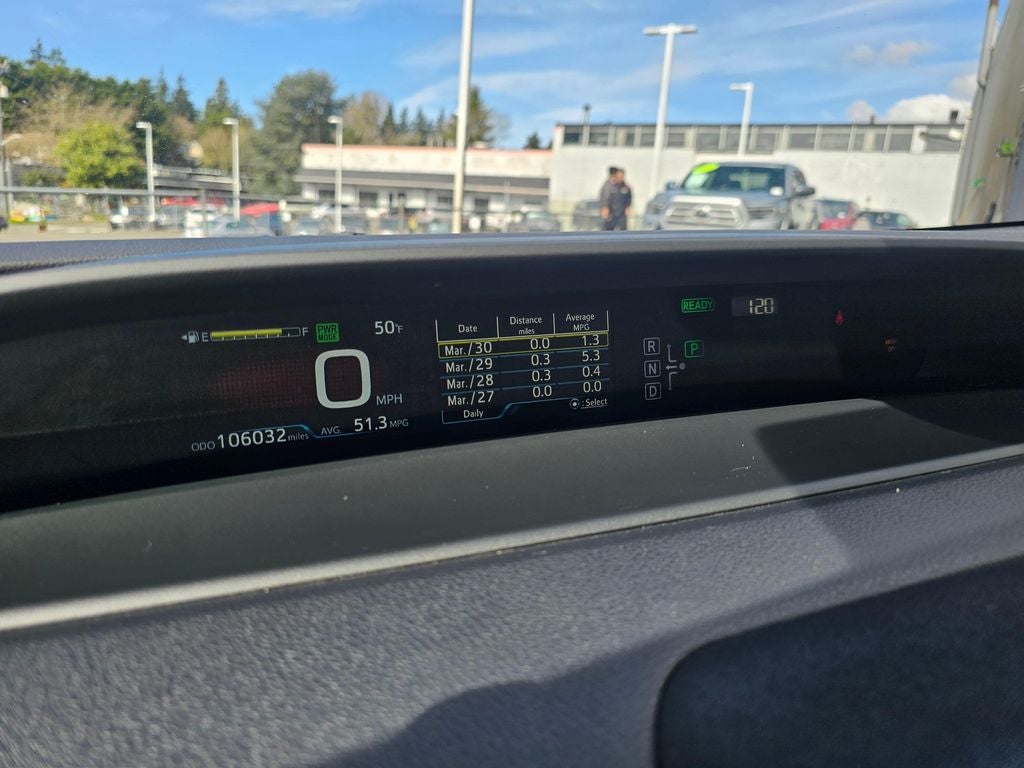 2016 Toyota Prius Three