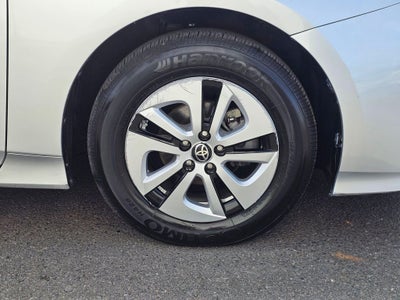 2016 Toyota Prius Three